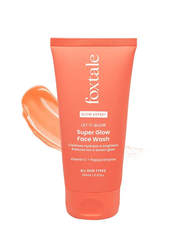 Vitamin C Super Glow Face Wash with Papaya enzyme | Size: 150 ml By Foxtale